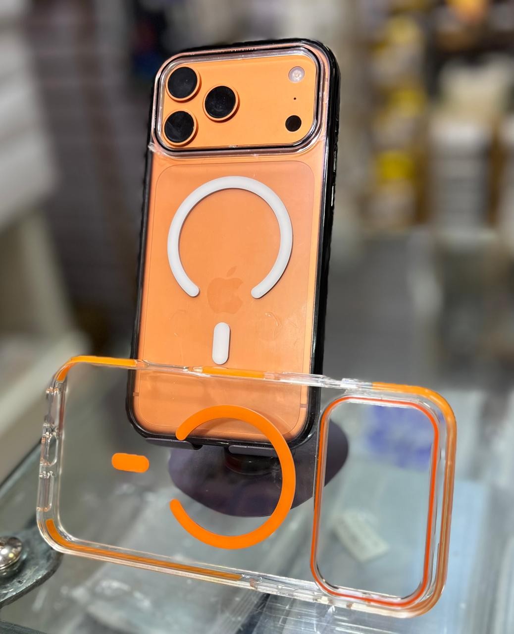 جراب ١٧ برو ماكس شفاف اطار Gr