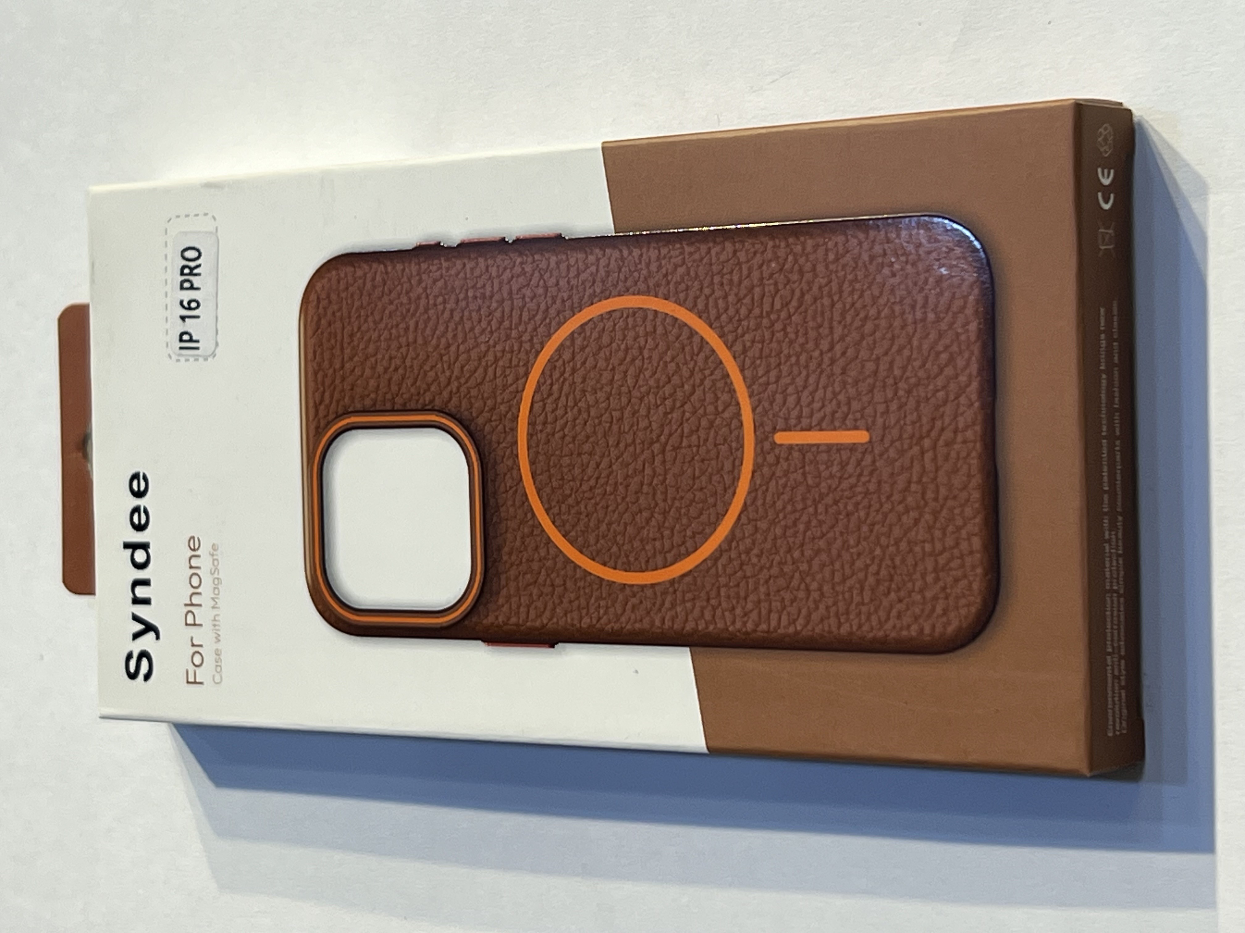 CASE SYNDEE LEATER BACK