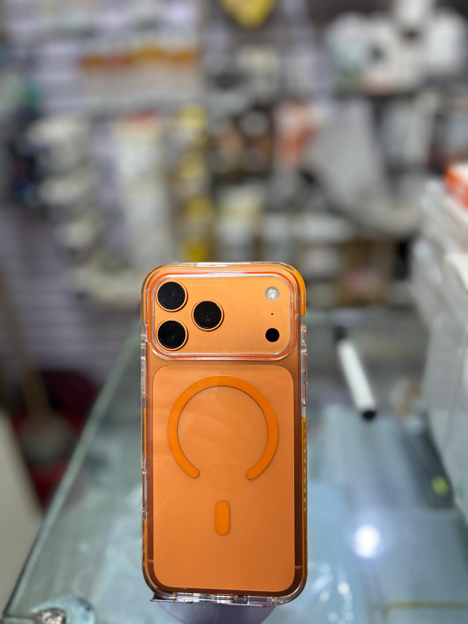 جراب ١٧ برو ماكس شفاف اطار Gr