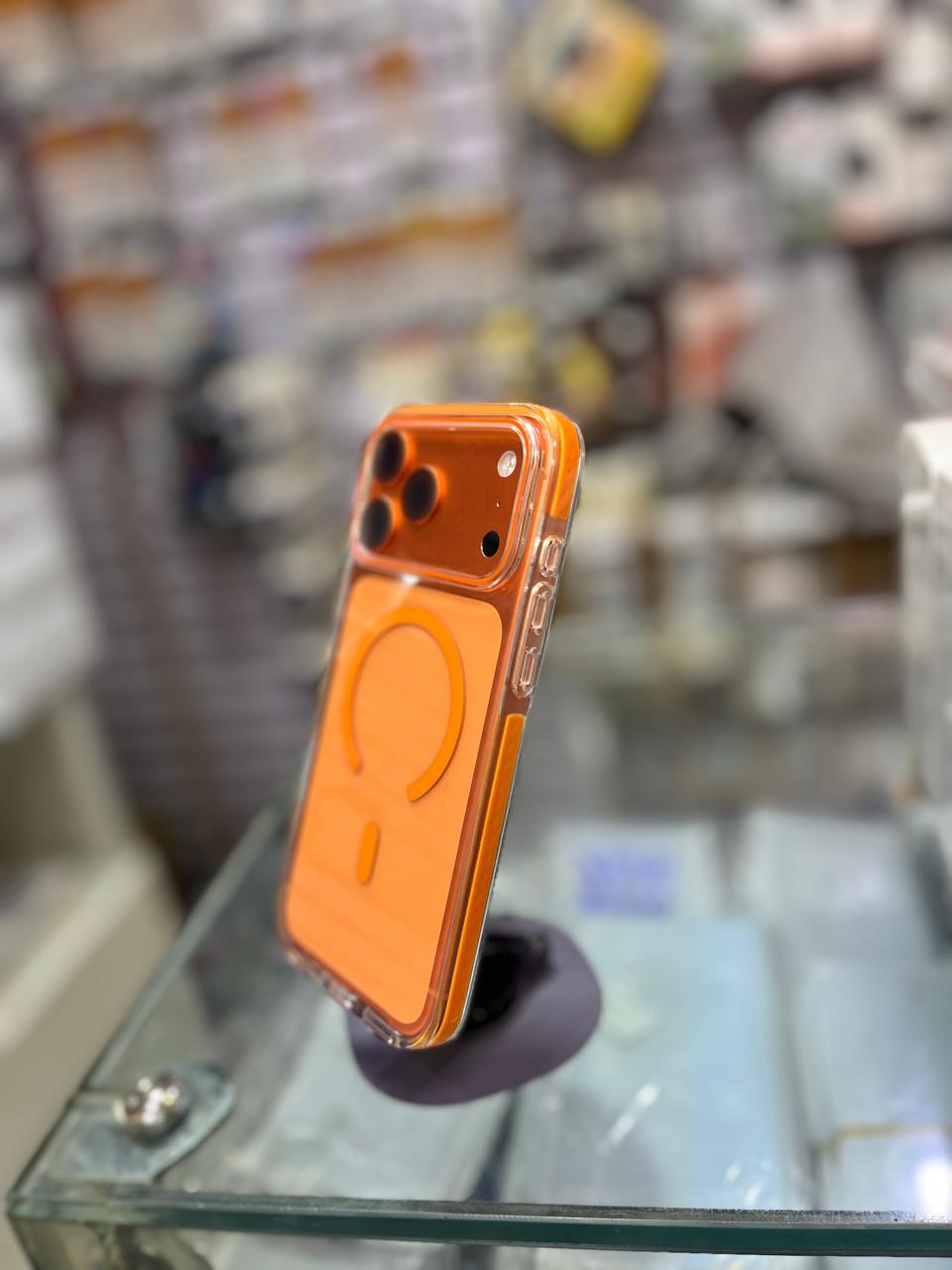 جراب ١٧ برو ماكس شفاف اطار Gr